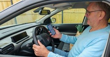 Cotransporteur dans sa voiture